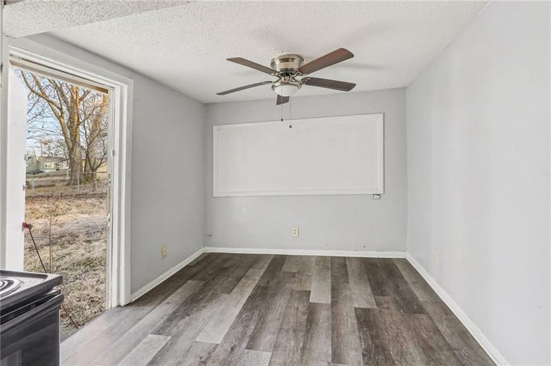 1309 Main St, Independence, MO 64050