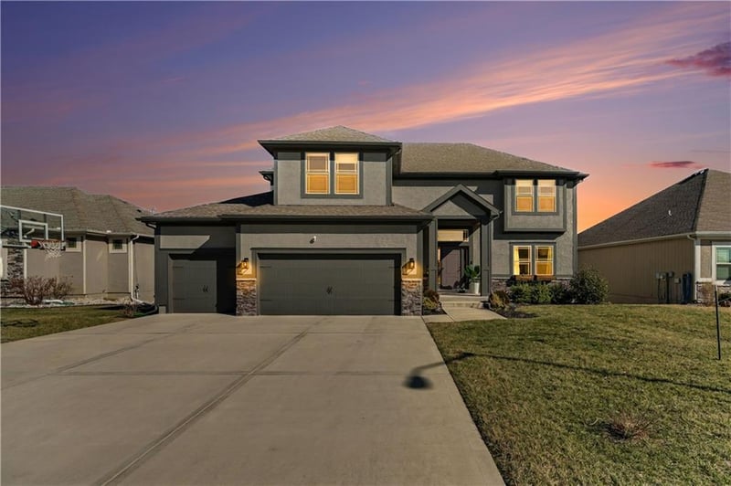 9111 Cleveland Ave, Kansas City, MO 64156