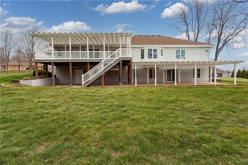 4203 Willow Ridge Ct, Blue Springs, MO 64014