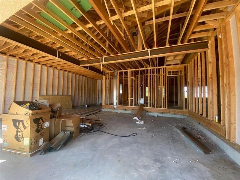 19326 Skyview Ln, Spring Hill, KS 66083