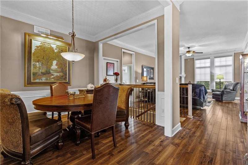 4304 Park Springs Dr, Lee's Summit, MO 64064