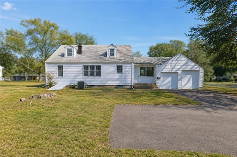 5608 Woodson Rd, Raytown, MO 64133