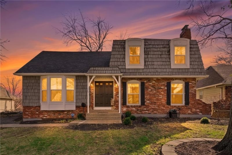 10205 97th Ter, Overland Park, KS 66212