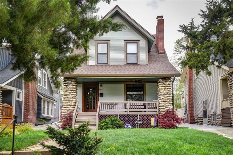 4111 Holmes St, Kansas City, MO 64110