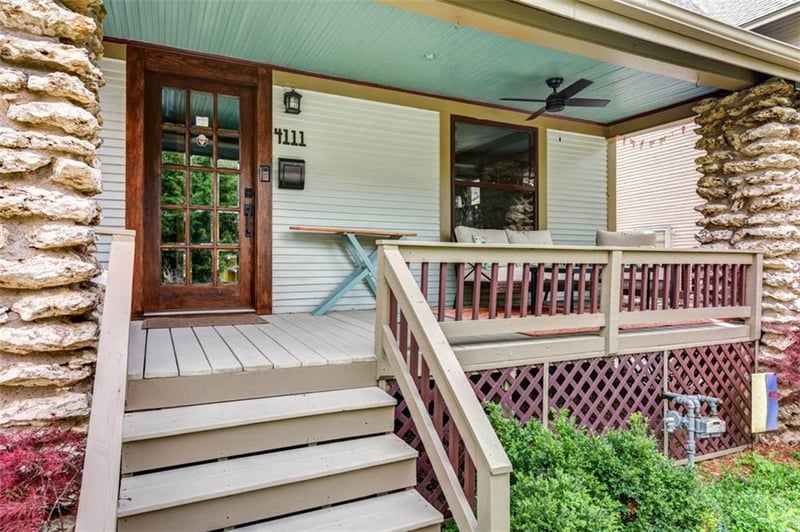 4111 Holmes St, Kansas City, MO 64110