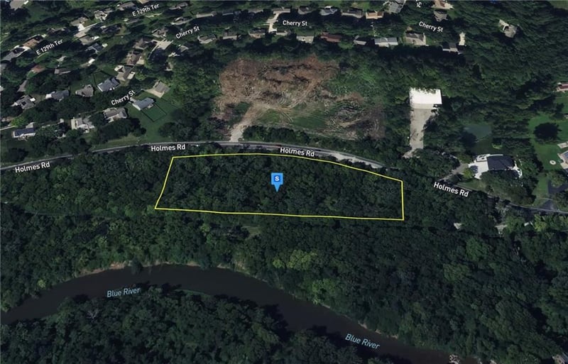 12801 Holmes Rd, Kansas City, MO 64145