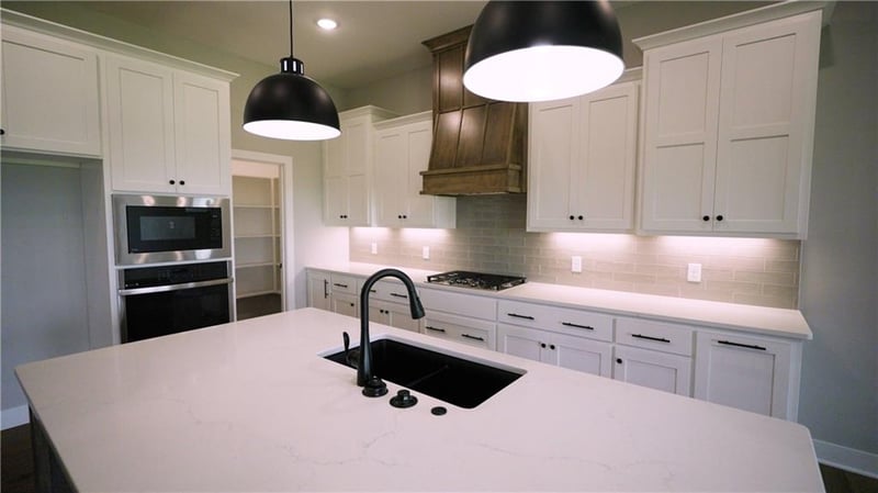 1150 Edwards St, Maryville, MO 64468