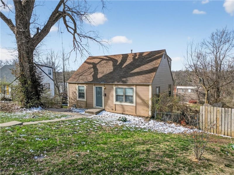 5030 Belmeade Rd, Kansas City, MO 64129