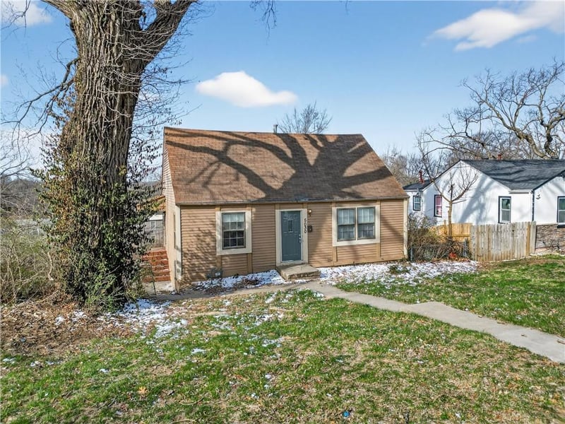 5030 Belmeade Rd, Kansas City, MO 64129