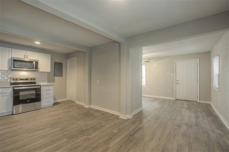 1315 N Mccoy St, Independence, MO 64050