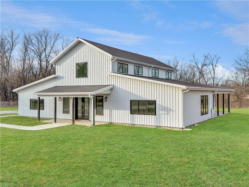127 NW 1050th Rd, Warrensburg, MO 64093