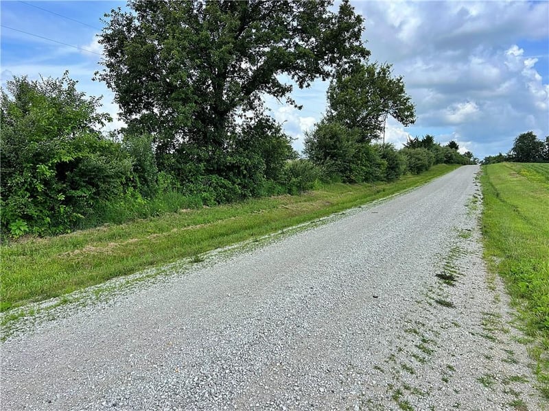220th Ln, Bethany, MO 64424