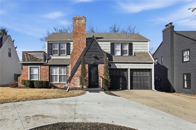 6928 Wornall Rd, Kansas City, MO 64113