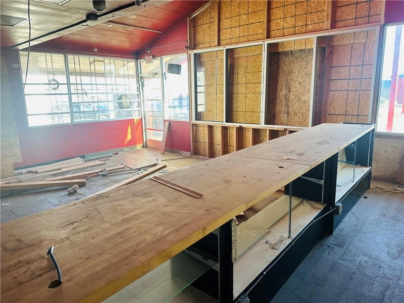 11810 Blue Ridge Blvd, Kansas City, MO 64134