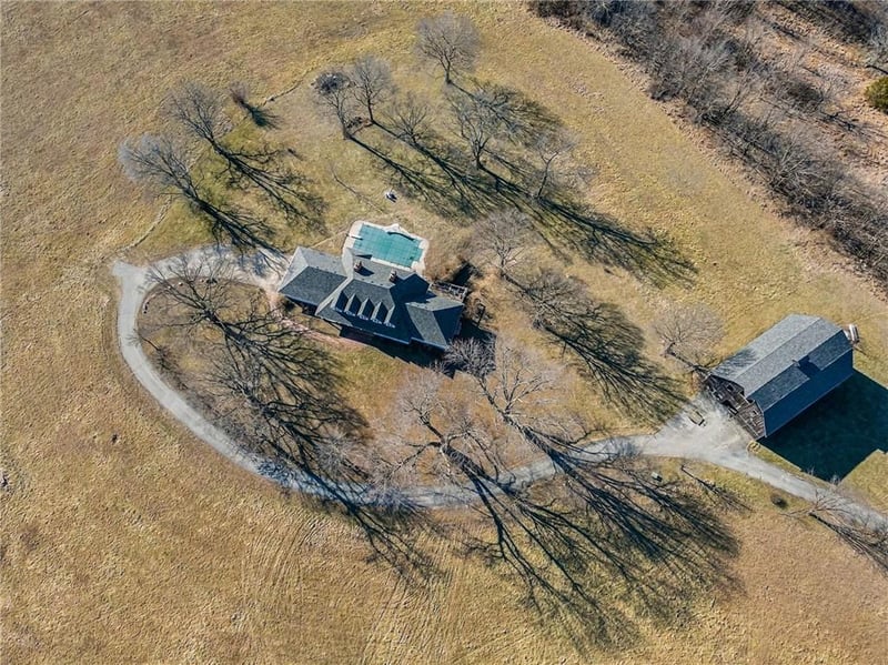 2400 132nd St, Kansas City, MO 64165