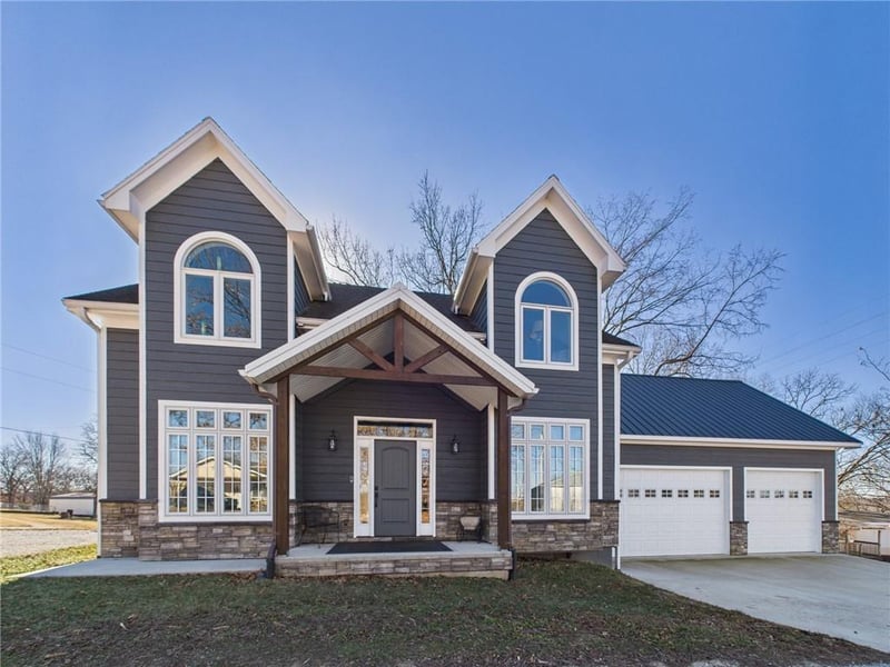 23046 Salley Dr, Warsaw, MO 65355