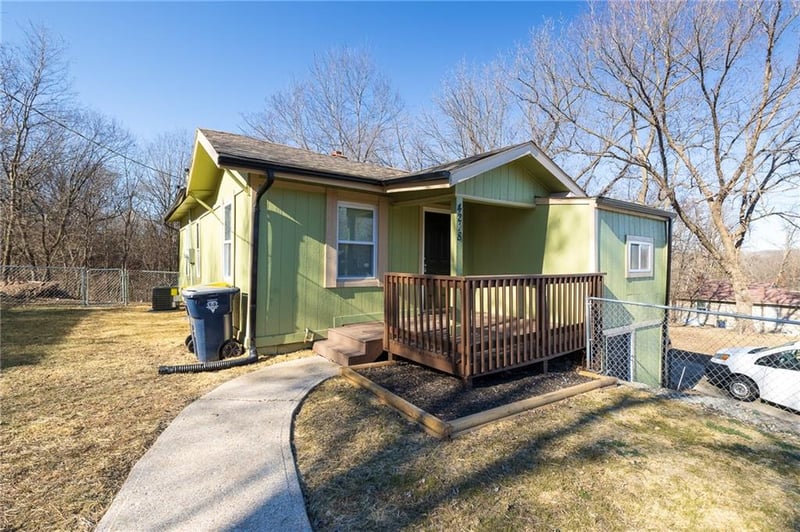 4218 Cypress Ave, Kansas City, MO 64130