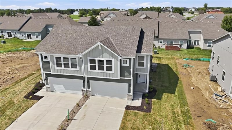 1312 4th St, Louisburg, KS 66053