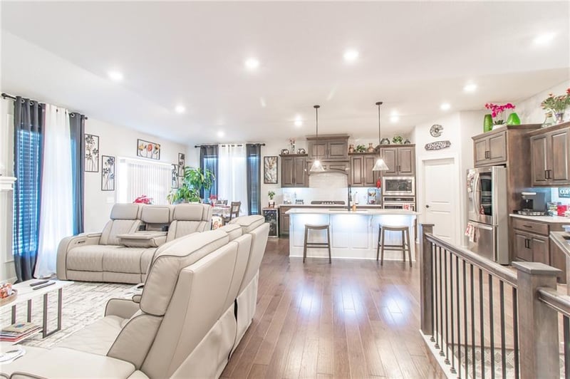 520 SE David Rd, Lee's Summit, MO 64082