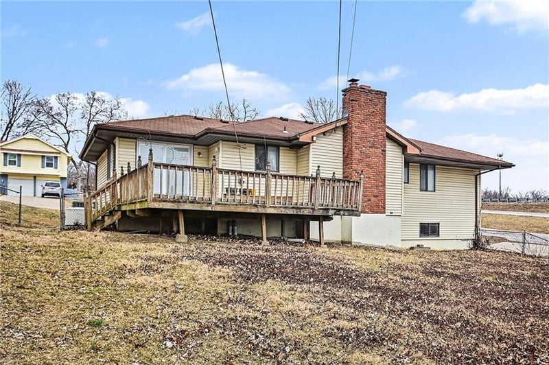 829 69th St, Kansas City, MO 64118