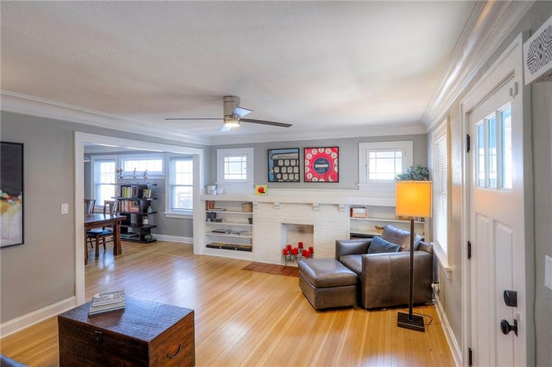 5828 Cherry St, Kansas City, MO 64110