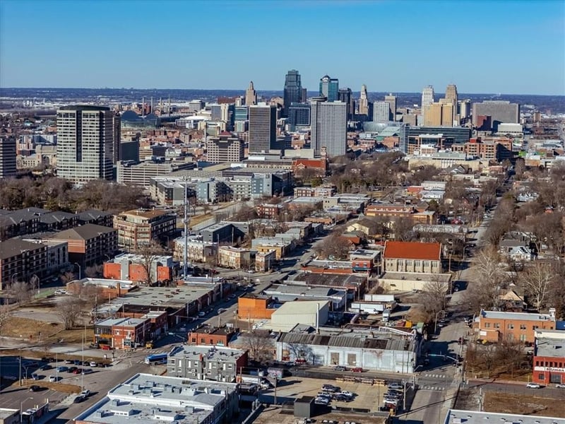 3018-3028 Holmes St, Kansas City, MO 64109