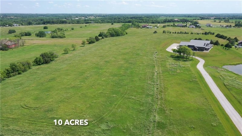 115th St, Olathe, KS 66061