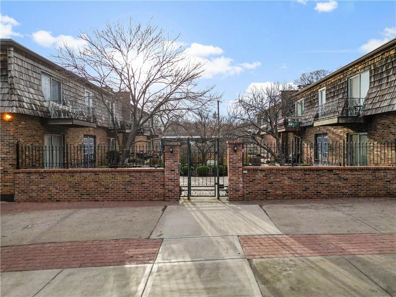 4430 Jarboe St #6, Kansas City, MO 64111