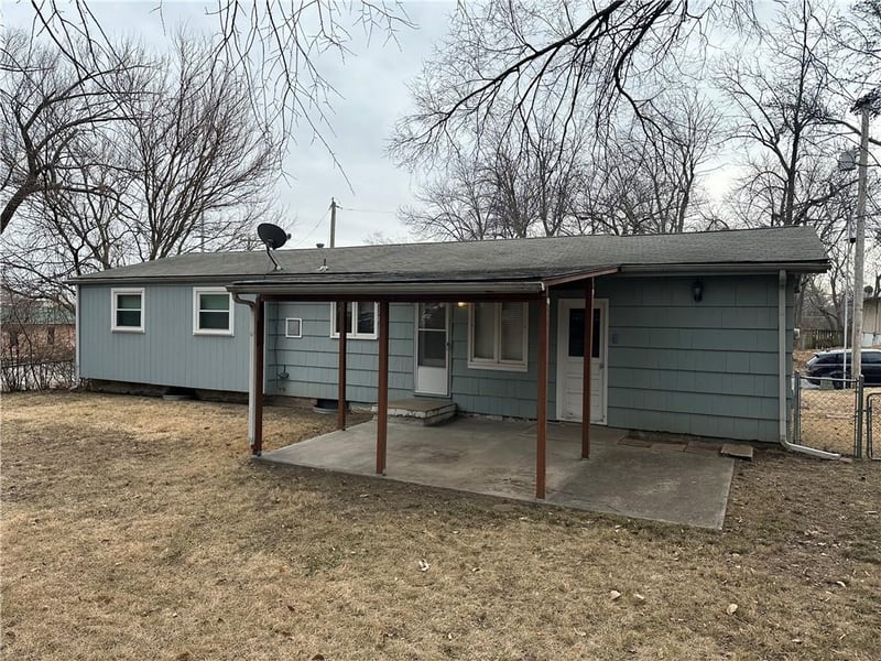 12508 46th Ter, Independence, MO 64055