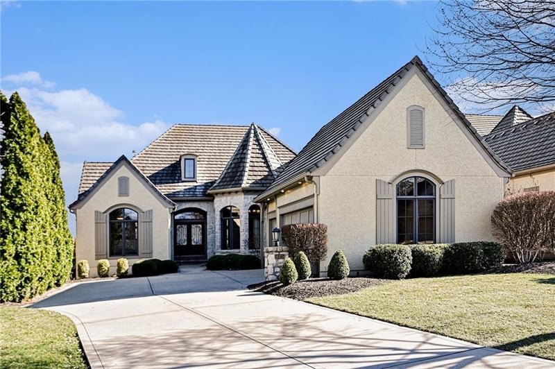 14125 Nicklaus Dr, Overland Park, KS 66223