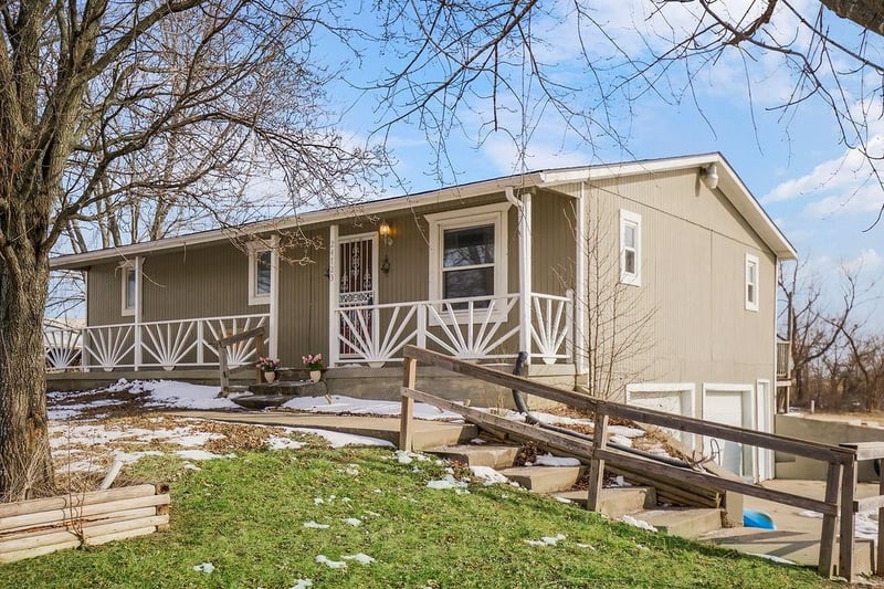 24723 Old Drum Rd, Garden City, MO 64747