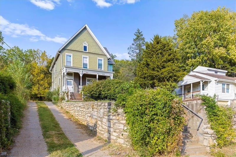 1420 37th Ave, Kansas City, KS 66103