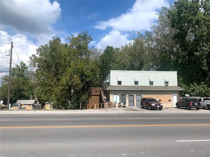 10906 E Truman Rd, Independence, MO 64052