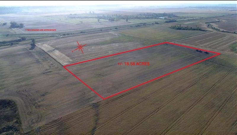 Honeydale N/A, Fortescue, MO 64451