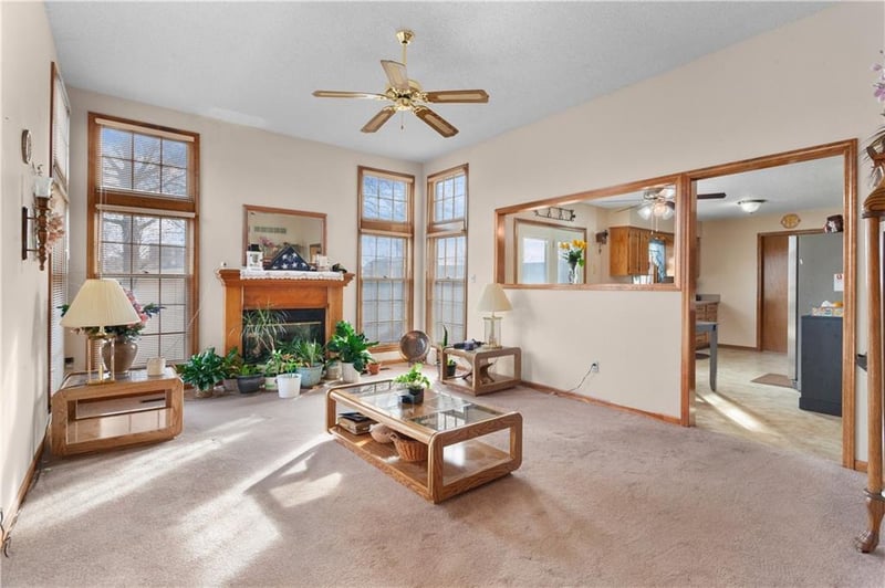 4201 64th Pl, Kansas City, MO 64151