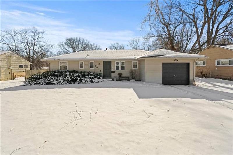 7511 110th St, Kansas City, MO 64134