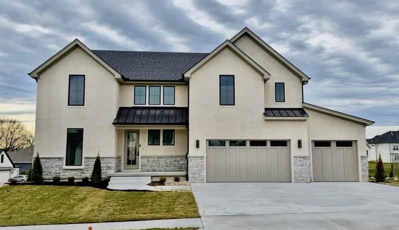 7735 Donnelly Ave, Kansas City, MO 64158