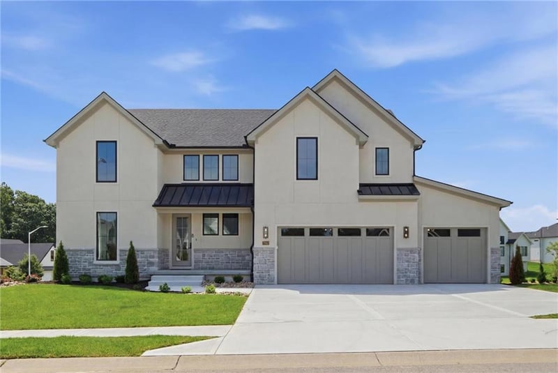 7735 N Donnelly Ave, Kansas City, MO 64158