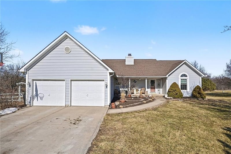 7424 Mcgary Ln, Lawson, MO 64062