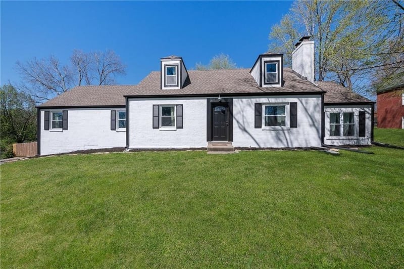 718 42nd Ter, Kansas City, MO 64116