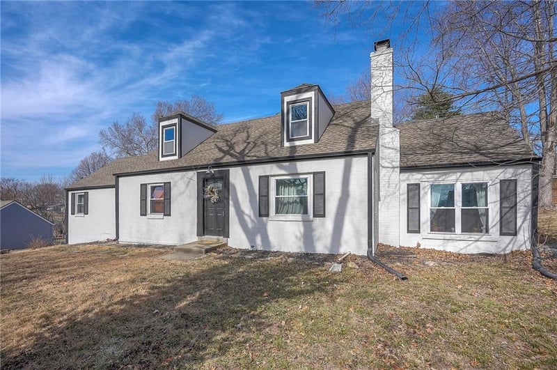 718 42nd Ter, Kansas City, MO 64116