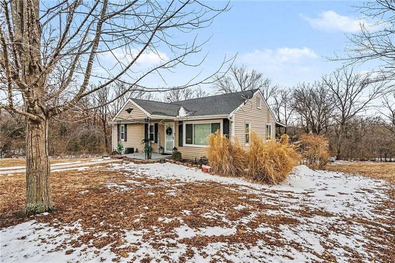 1810 N 94th St, Kansas City, KS 66112