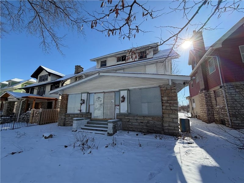 2607 Lockridge St, Kansas City, MO 64128