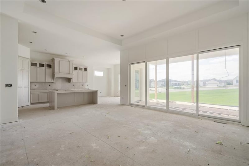 8996 Shady Bend Rd, Lenexa, KS 66227