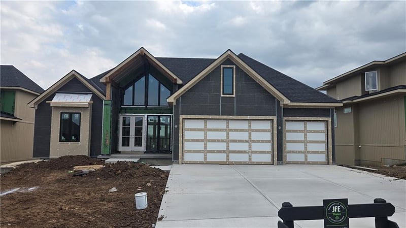 12211 W 184th Ter, Overland Park, KS 66013