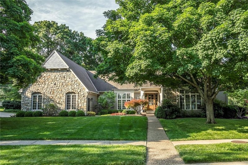 12610 Granada Rd, Leawood, KS 66209