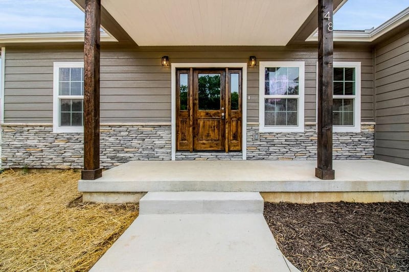 48 160th Rd, Warrensburg, MO 64093
