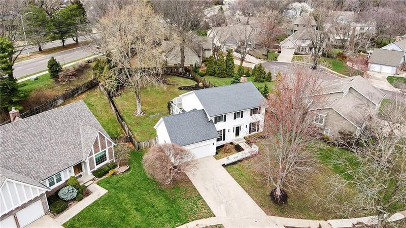 11620 Woodward St, Overland Park, KS 66210