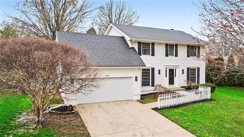 11620 Woodward St, Overland Park, KS 66210