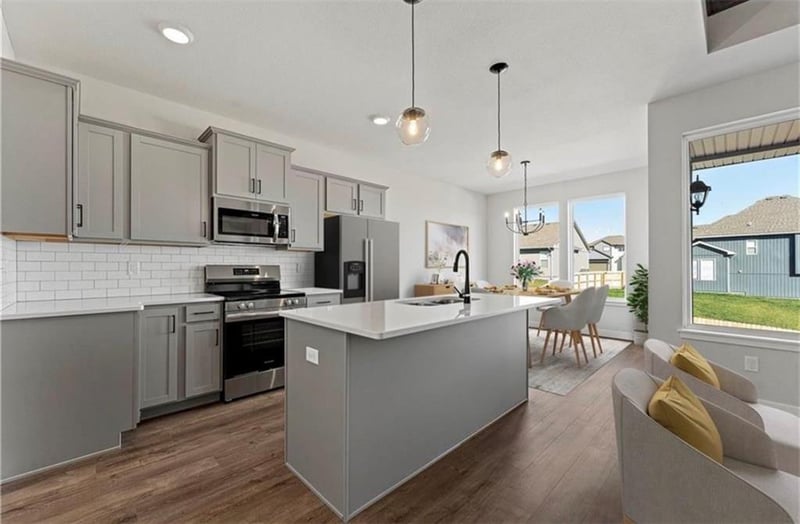 9604 Ava St, Kansas City, MO 64154